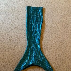 Girls “mermaid tail” with opening at bottom to free your feet/legs